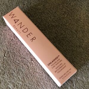 Wander Beauty - Travel size Unlashed Volume an Curl Mascara - Tarmac